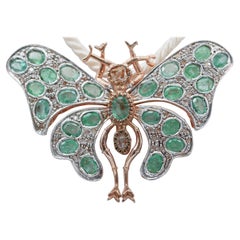 Broche/pendentif papillon en or rose, émeraudes, diamants et argent