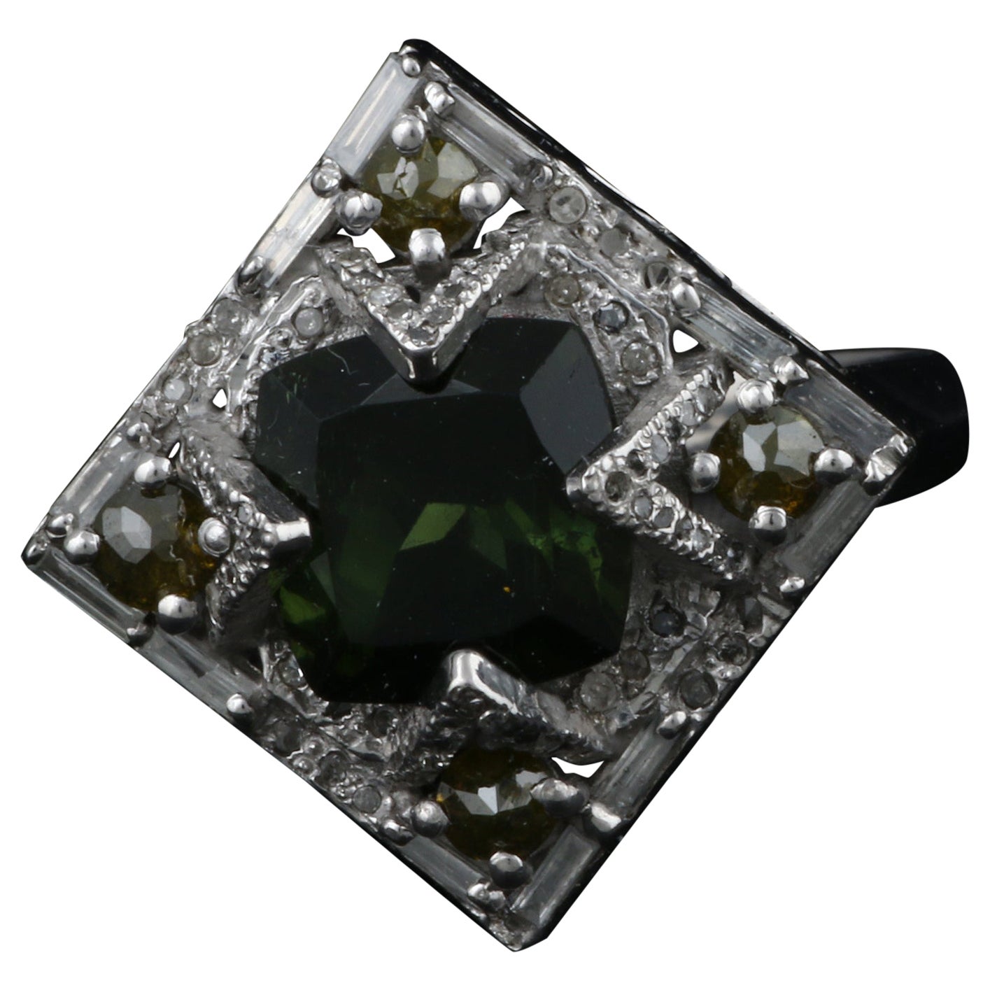 Victorian Style Diamond Silver Green Peridot Wedding Anniversary Ring For Sale