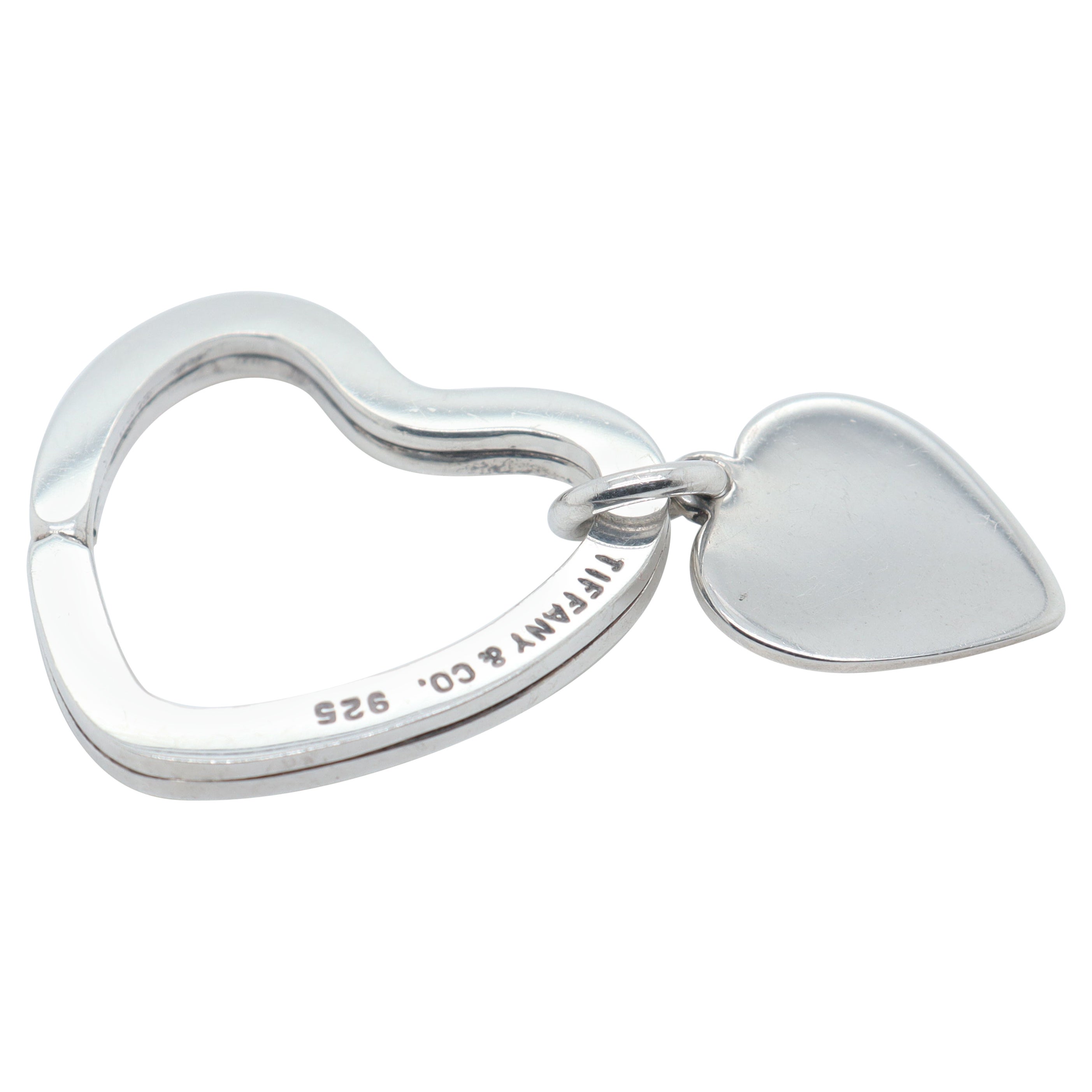 Tiffany and Co. Porte-clés ou anneau en forme de coeur en argent sterling  En vente sur 1stDibs