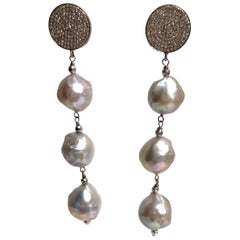 Large Silver-Gray Freshwater Pearl Paradizia Earrings