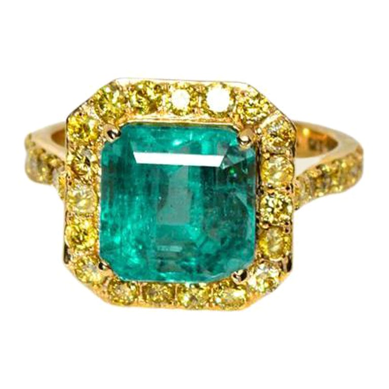GIA 3.45 Ct 18K White Gold Natural No Oiled Emerald Engagement Ring For Sale