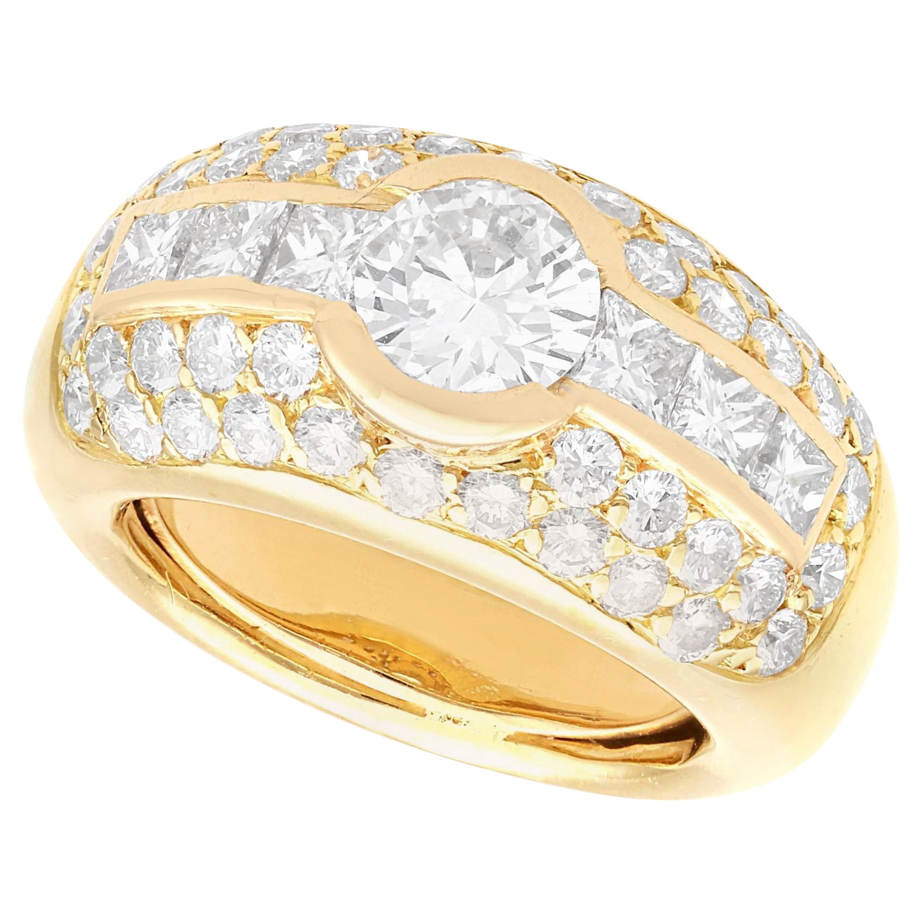 Vintage 3.98 Carat Diamond and 18 Karat Yellow Gold Ring
