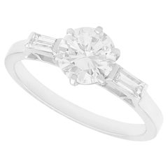 Anello di fidanzamento solitario antico con diamante e platino da 1.24 carati