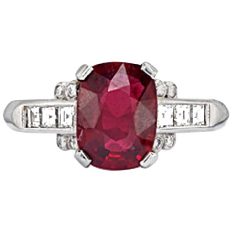 2.15 carat  cushion ruby  diamond Platinum ring For Sale