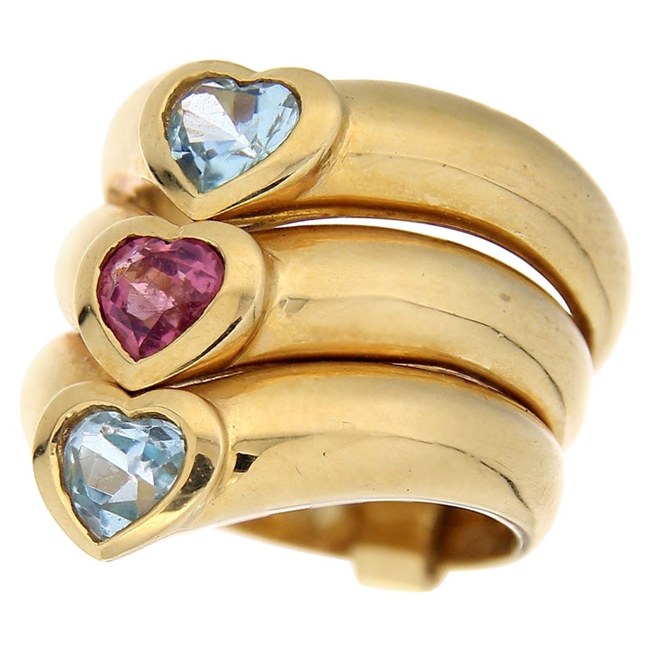 18 Karat Yellow Gold Vintage Ring Heart-Cut Color Stones For Sale