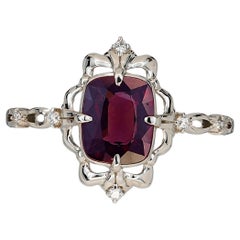 IGI Certified Spinel and Diamonds Ring