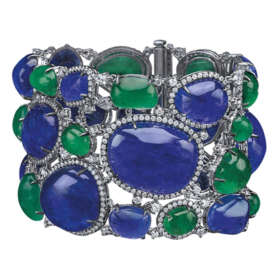 Cabochon 65.92ct Emerald, 204.40 Tanzanite & 9.81 Carat Diamond Bracelet For Sale