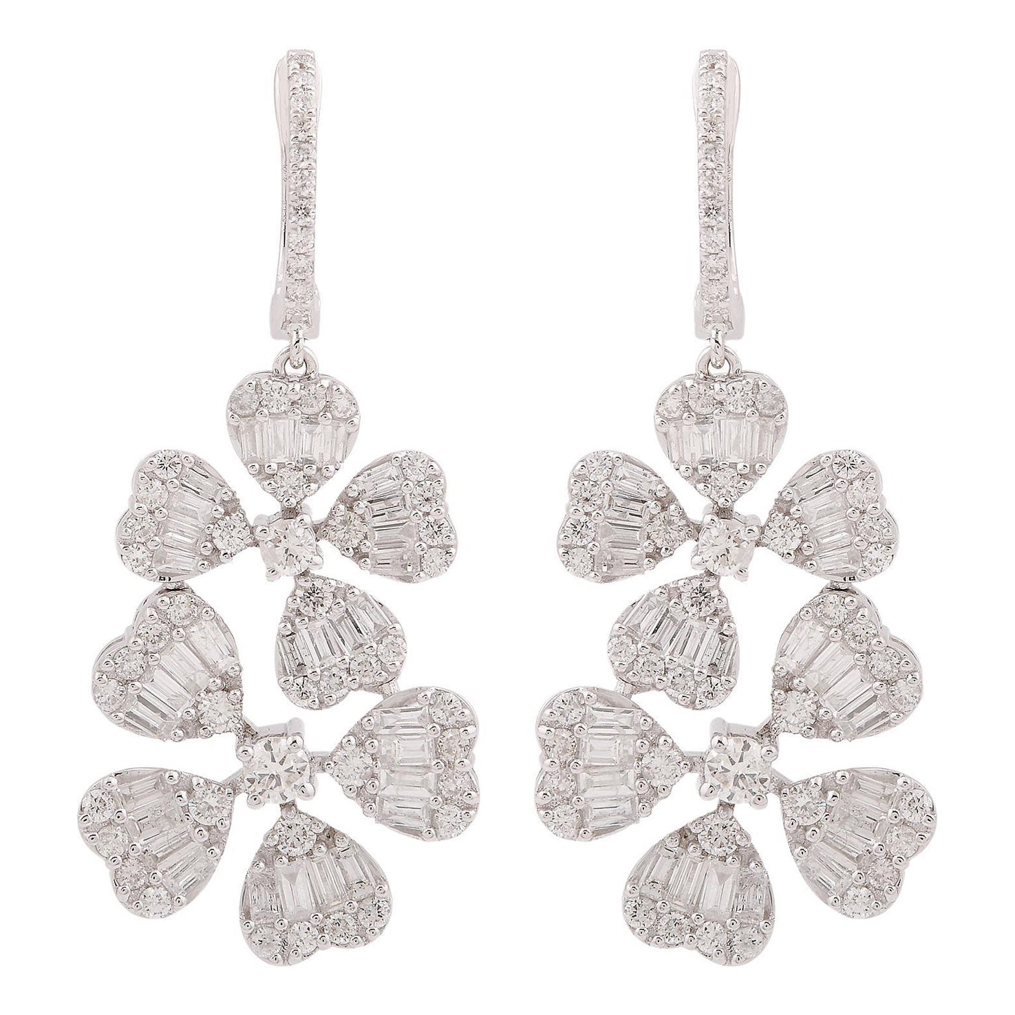 2.4 Carat SI Clarity HI Color Diamond Multi Heart Dangle Earrings 14k White Gold en vente