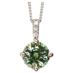 Pendentif en or blanc 18 carats serti de diamants et saphir bleu vert non traité certifié IGI