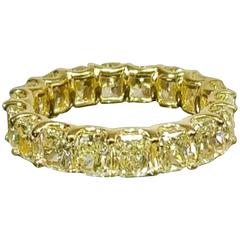 Ausgefallener lebendiger strahlender gelber Diamant Gold Eternity Band Ring