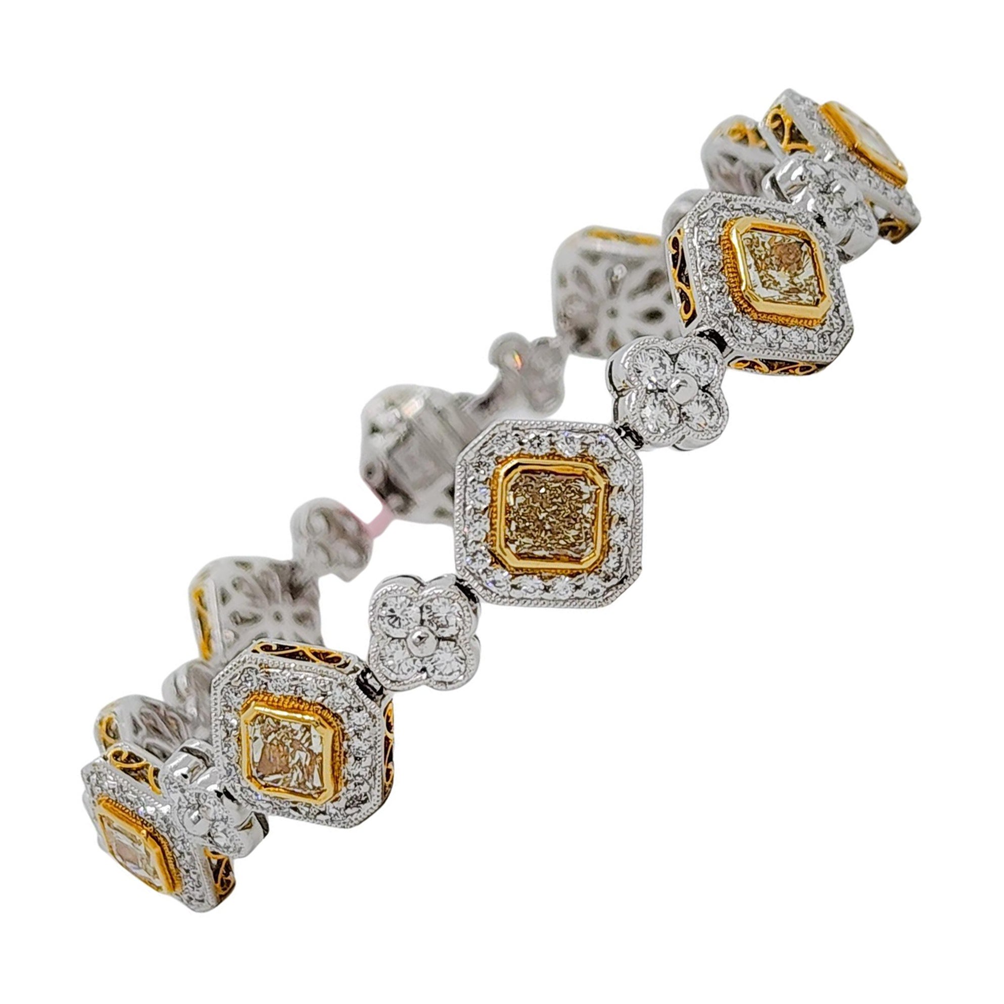 Yellow Diamond and White Diamond Bracelet in 18k For Sale