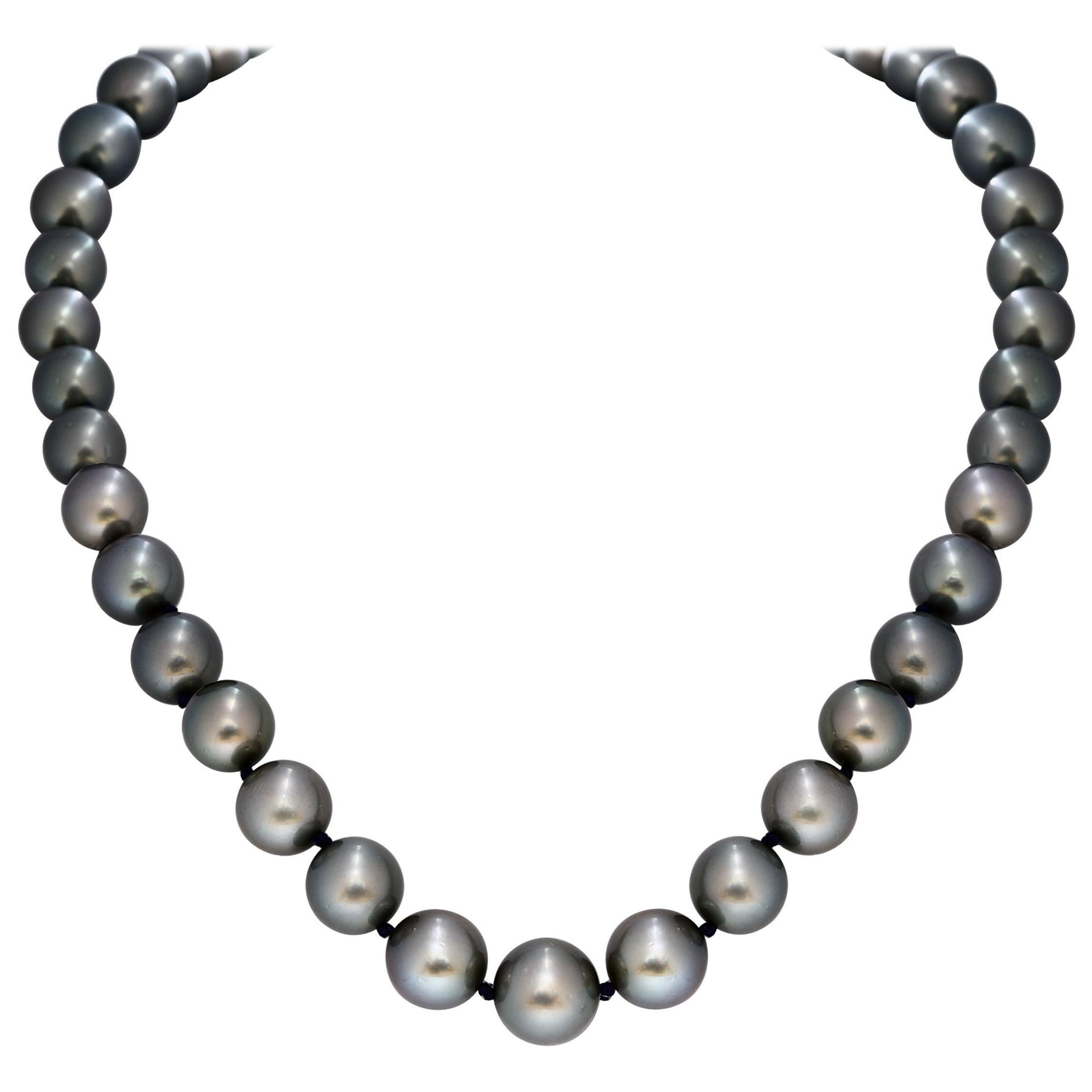 11-15 mm Tahitian Black Graduating Pearls Strand Necklace, Estate, WG