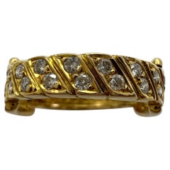 Very Rare Vintage Van Cleef & Arpels 18k Yellow Gold Diamond Buckle Band Ring