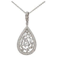 18-Karat White Gold and Diamond Pendant Necklace