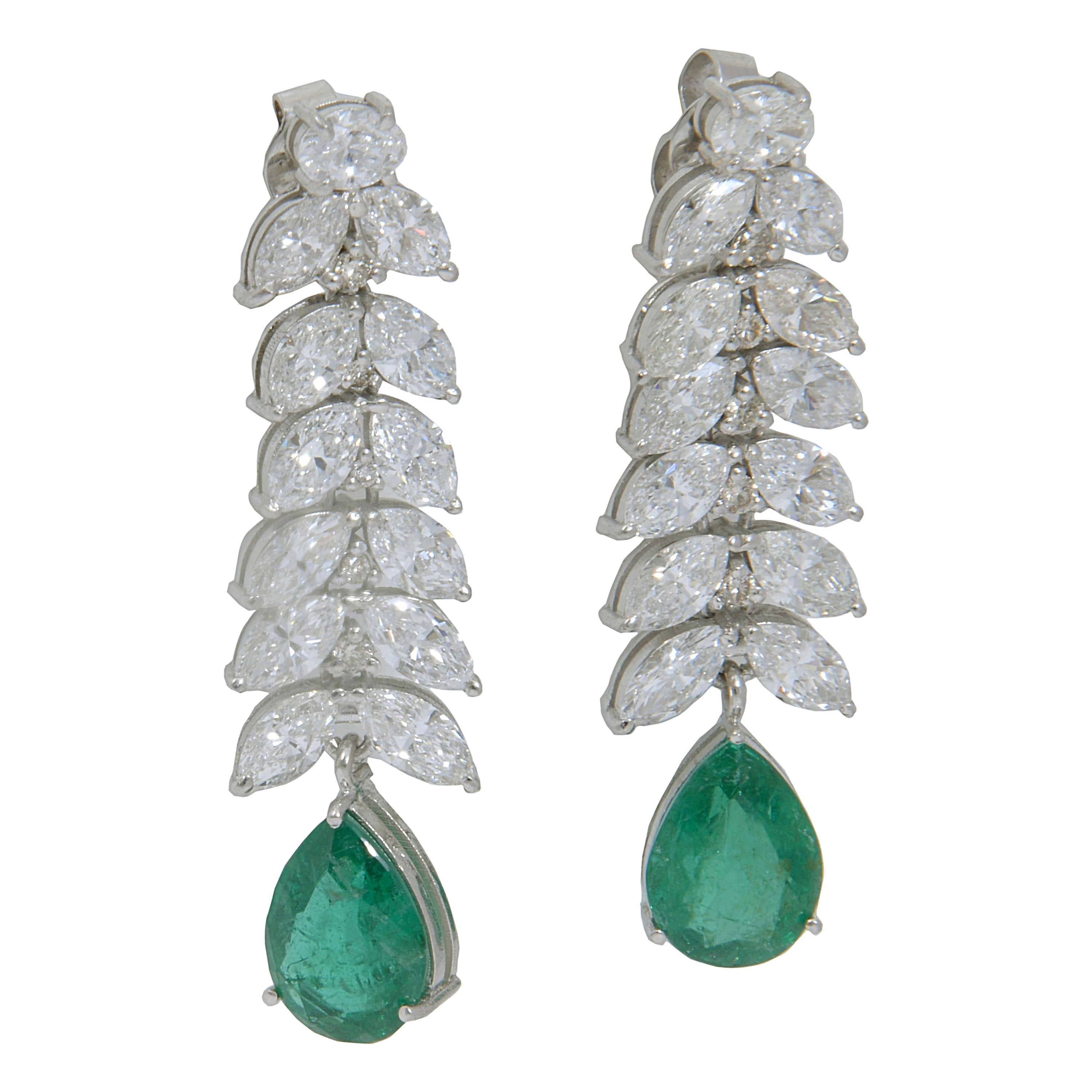 Natural Diamond Earring with 9.28cts Diamond & 5.87cts Emerald in 14k Gold