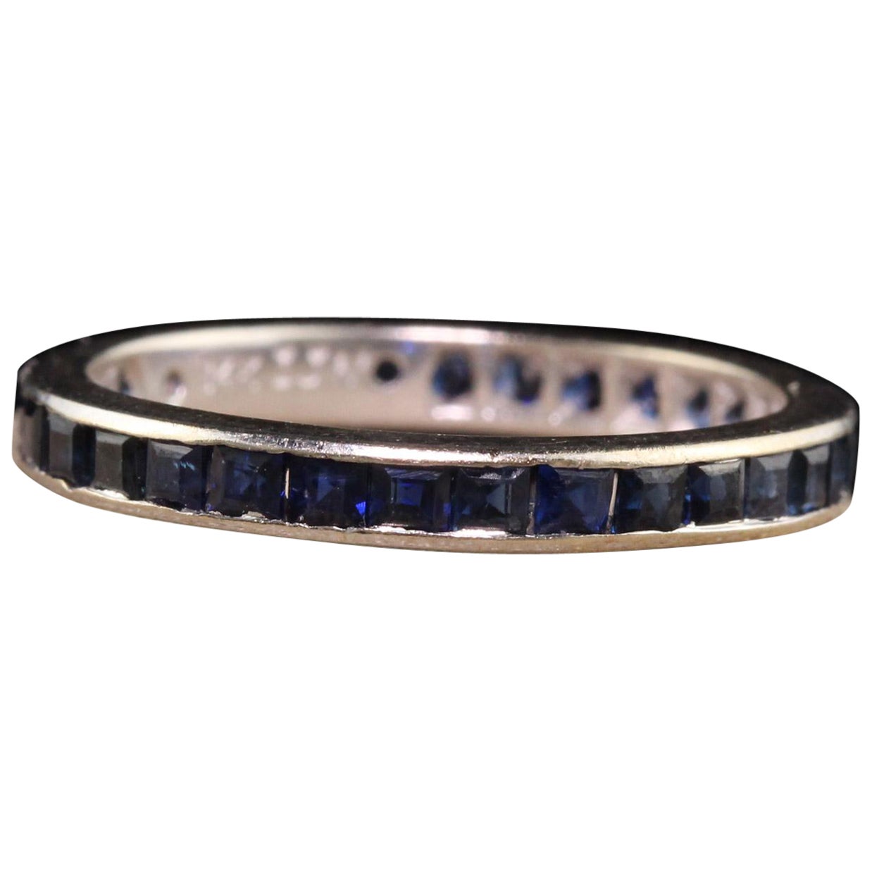 Jonc Vintage Estate en or blanc 14K Square Cut Sapphire Eternity Wedding Band