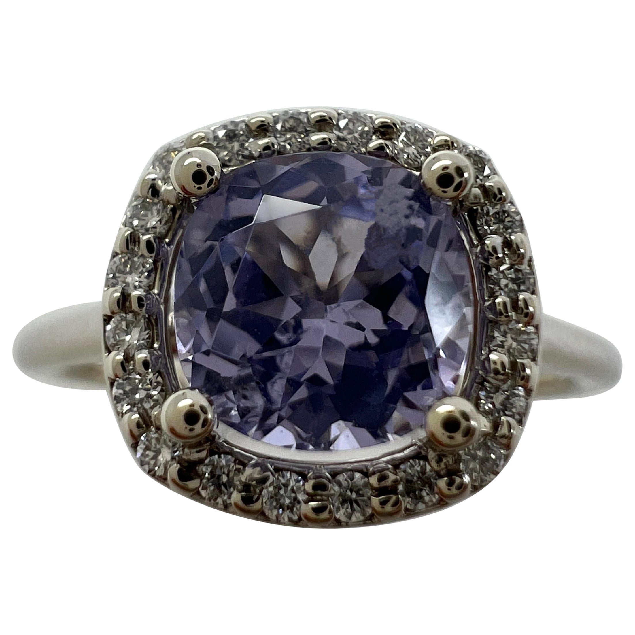 Bague halo en or blanc 18 carats avec spinelle violette lilas et diamants taille coussin de 1,02 carat