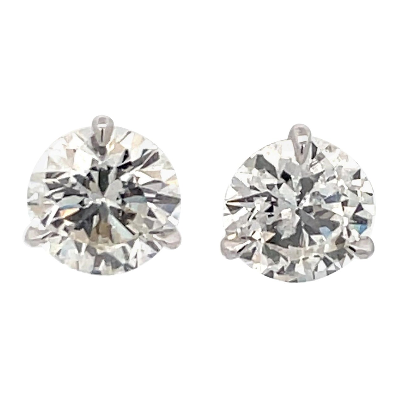 Clous d'oreilles en or blanc 18 carats sertis de diamants de 3,41 carats H-I I1