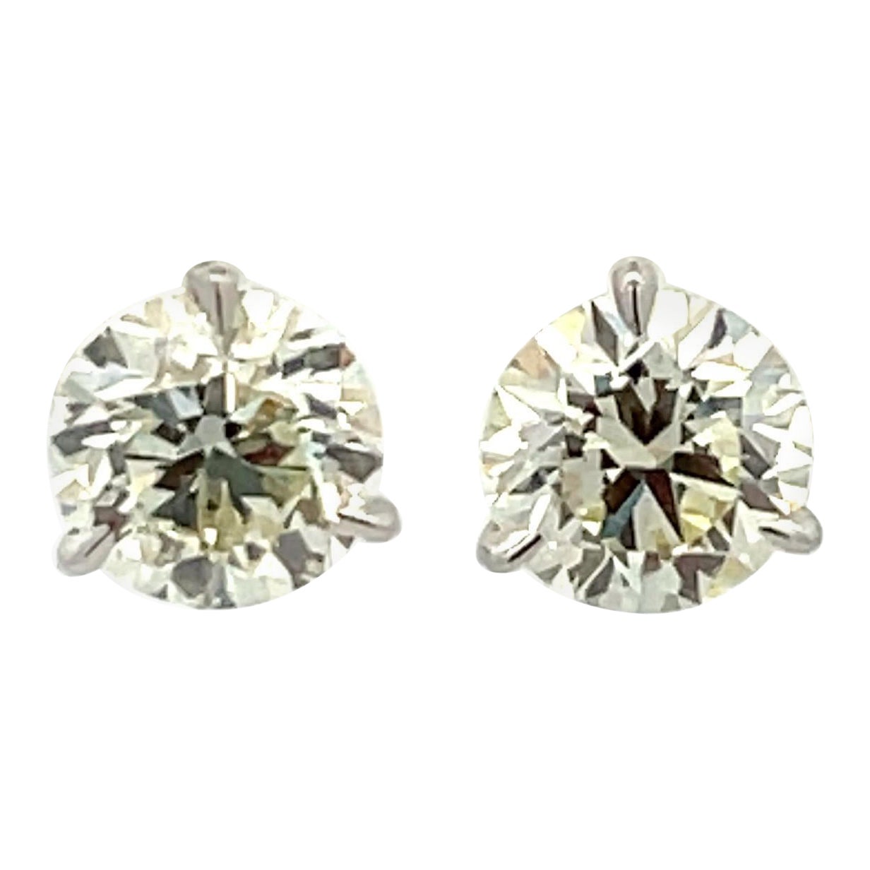 Clous d'oreilles en or blanc 18 carats sertis de diamants de 3,20 carats K-L SI1-SI2