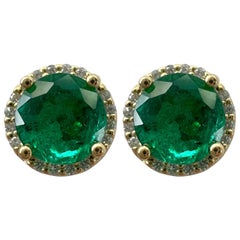1.59 Ct Vivid Green Emerald Diamond Round Cut 18k Yellow Gold Halo Earring Studs