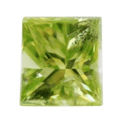 Loose GIAa Certified 0.92 Carat Fancy Natural Green Rectangular Diamond