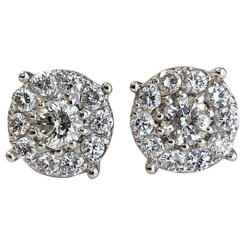 14k White Gold Diamond Cluster Stud Earrings For Sale