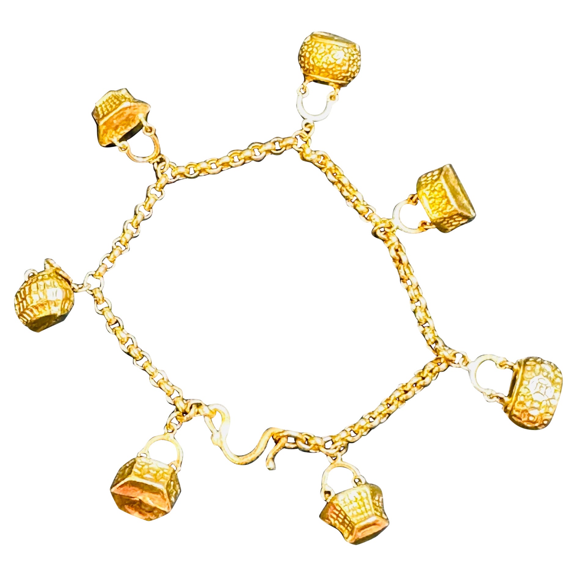 Bracelet à breloques en or jaune pur 24 carats avec 7 breloques en forme de panier de 15,5 carats