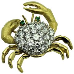 Vintage Emerald Diamond Gold Crab Brooch