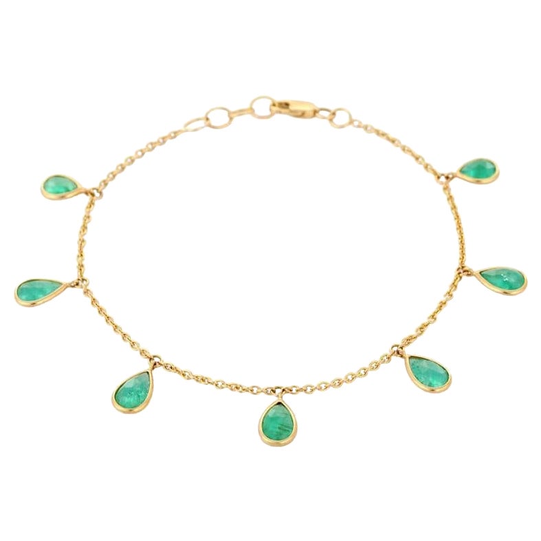 Stackable Emerald Charm Chain Bracelet in 18K Yellow Gold with Lobster Clasp For Sale