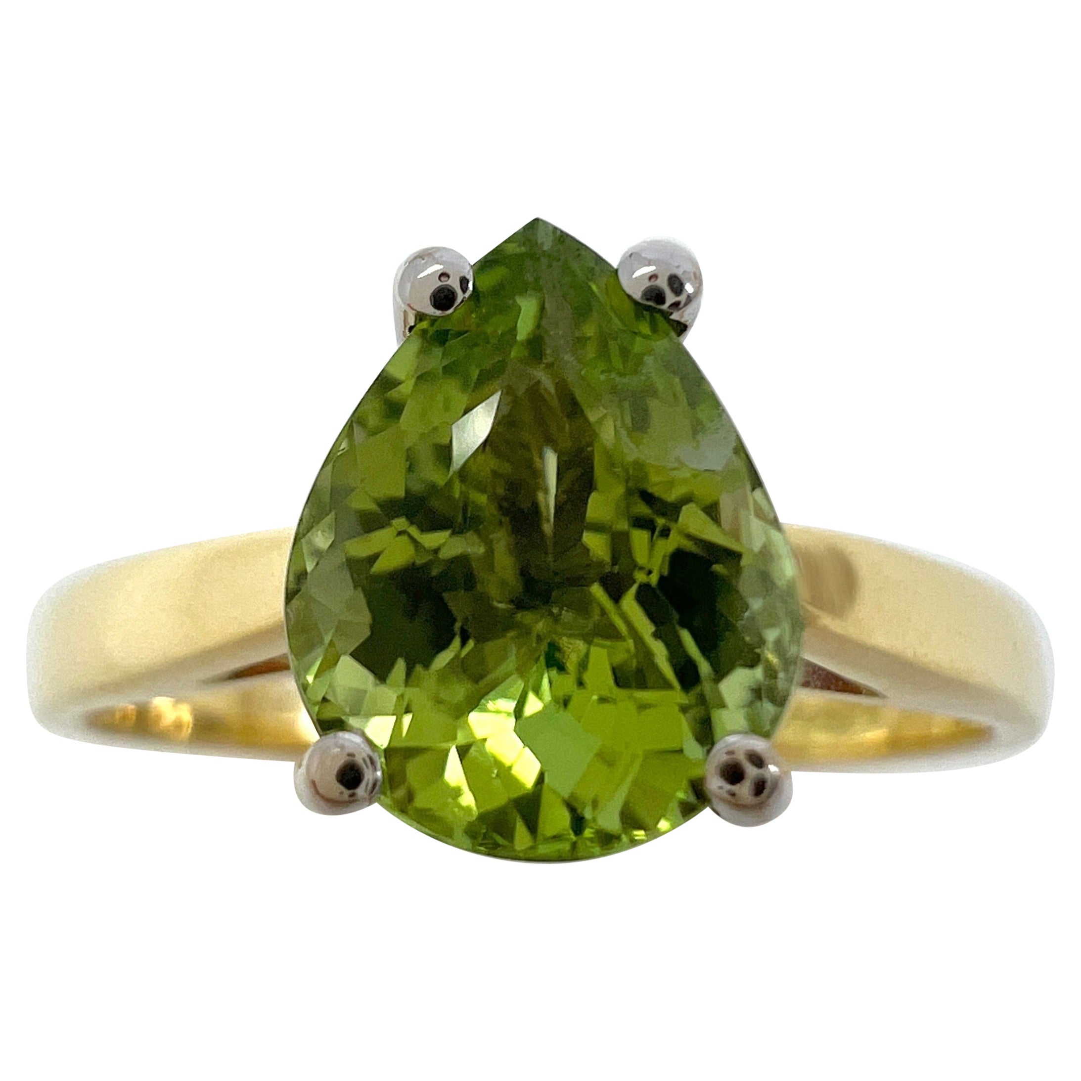 1.31ct Light Green Tourmaline Pear Cut 18k Yellow And White Gold Solitaire Ring For Sale