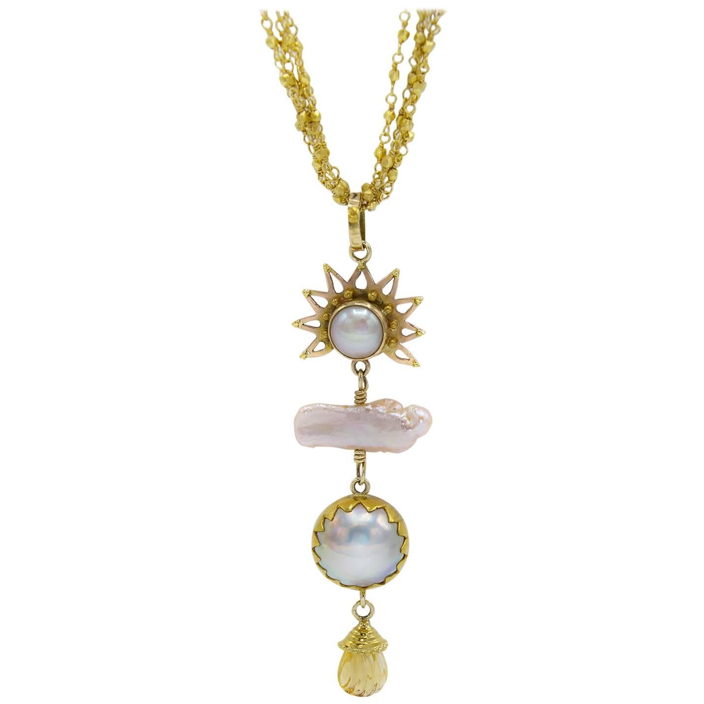 Sunset Pink and Peach Pearl Gold Pendant For Sale