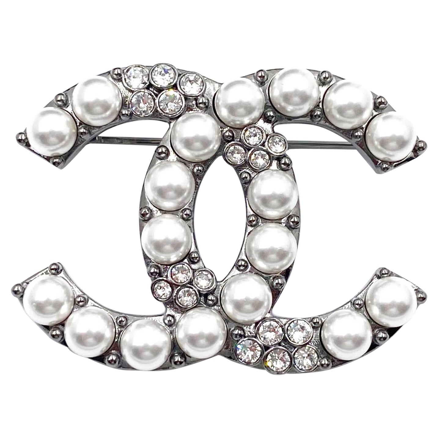 CHANEL Baguette Crystal CC Brooch Silver 62525