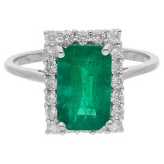 Zambian Emerald Gemstone Cocktail Ring Diamond 18 Karat White Gold Fine Jewelry