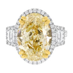 GIA Certified 9.01 Carat Fancy Light Yellow VS1 Clarity Diamond Ring
