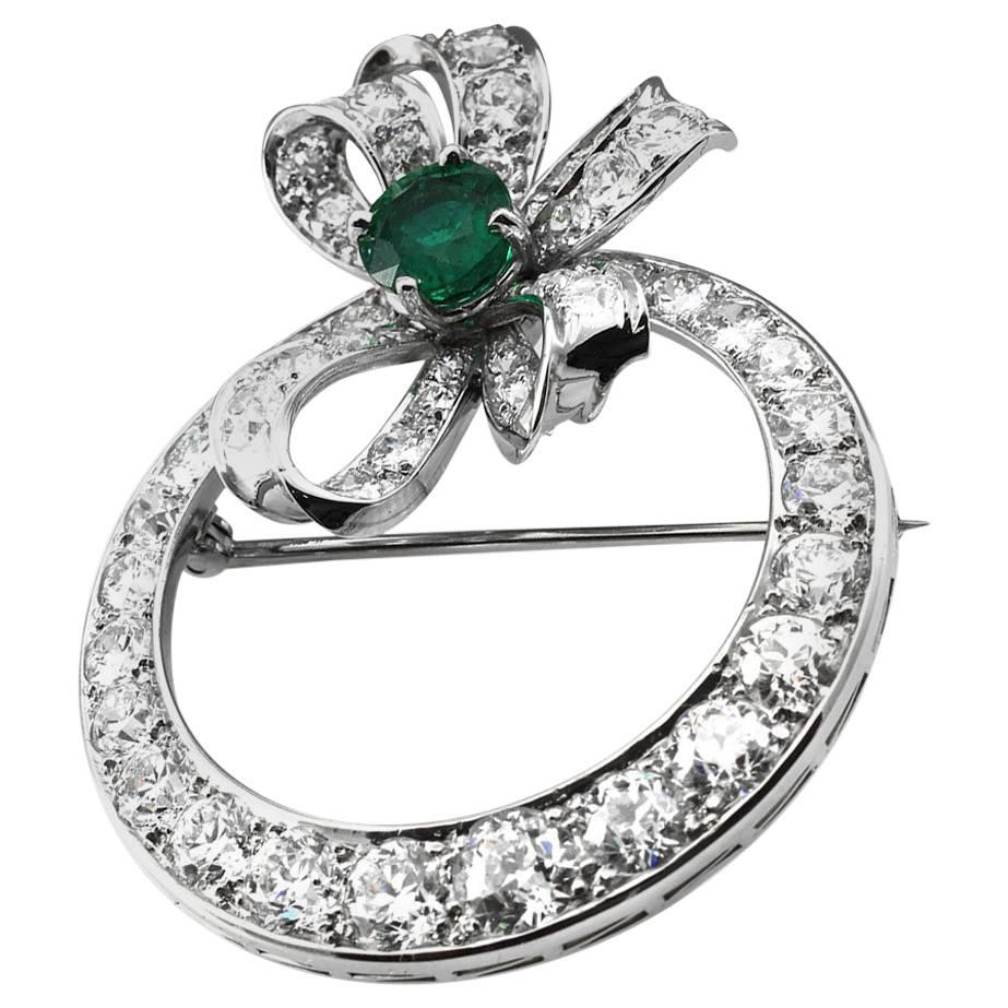  Pavé Diamond Emerald Platinum Circle Brooch  For Sale