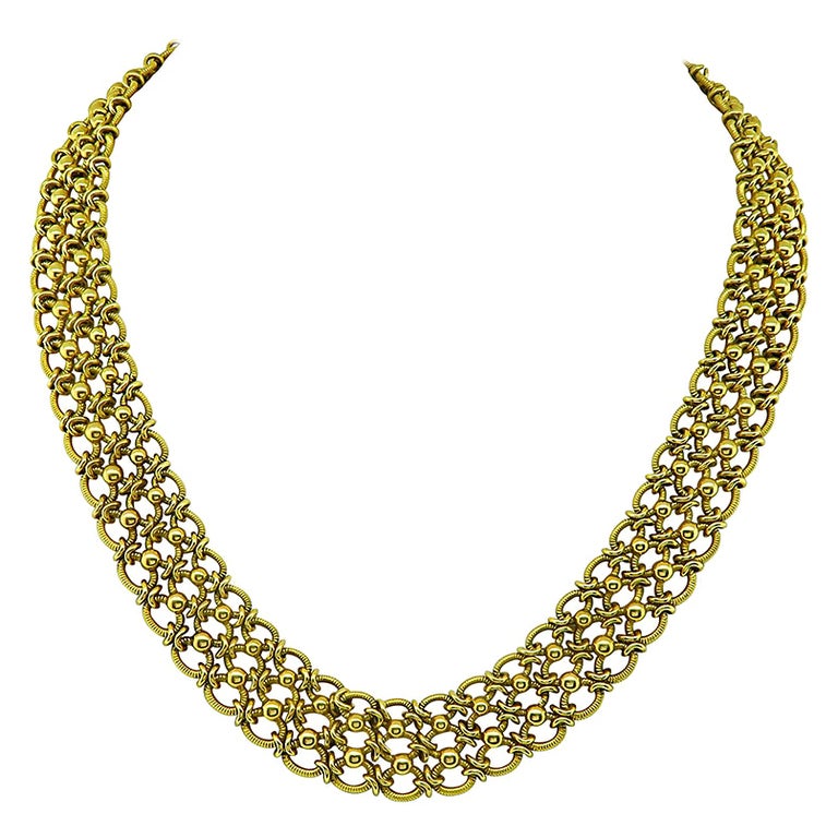 Gold Chain Link Necklace For Sale at 1stDibs