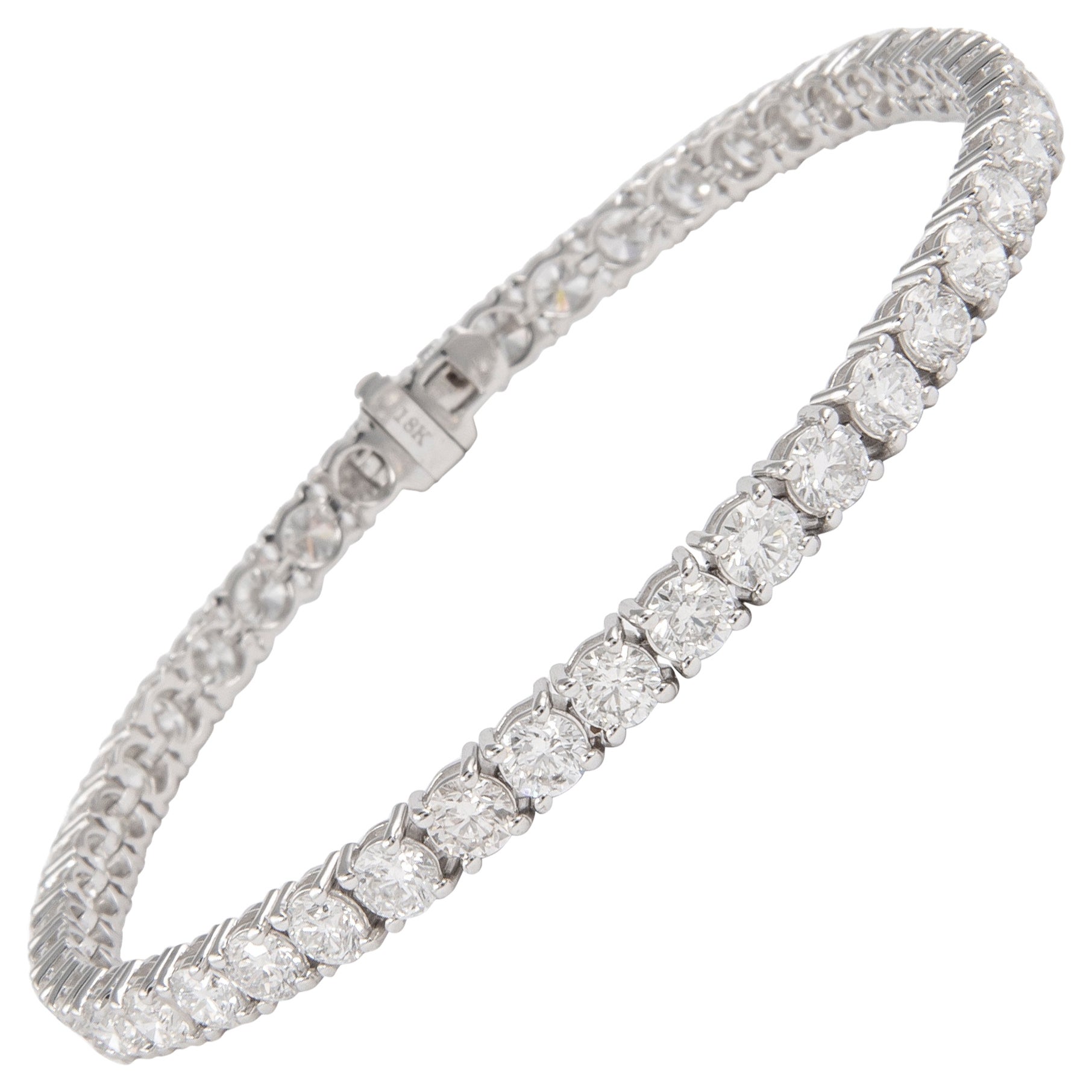 Alexander Beverly Hills Tennisarmband aus 18 Karat Weißgold mit 8,33 Karat D-F Farbe Diamanten