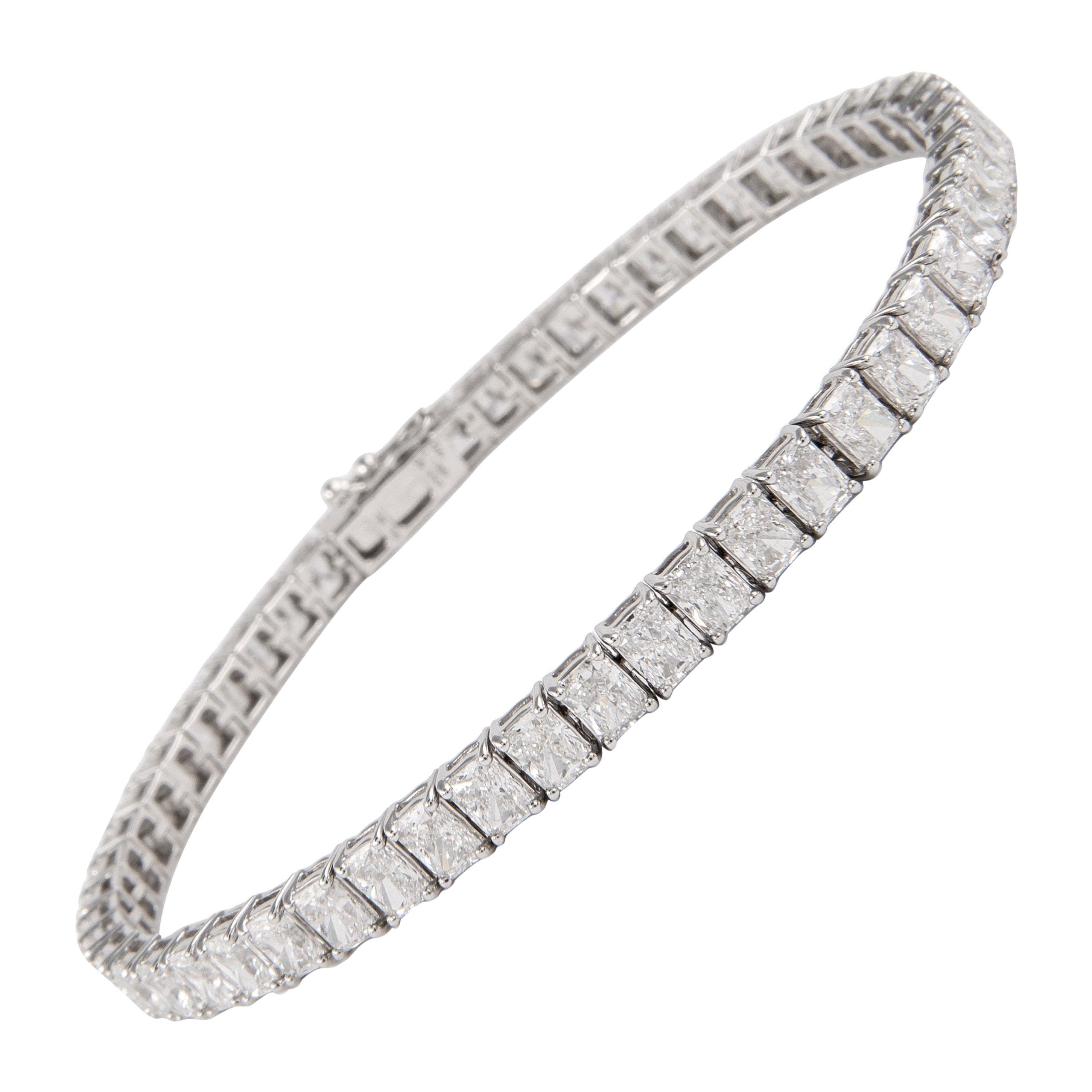 Alexander 9.54 Carat Radiant Diamond Tennis Bracelet 18-Karat White Gold For Sale