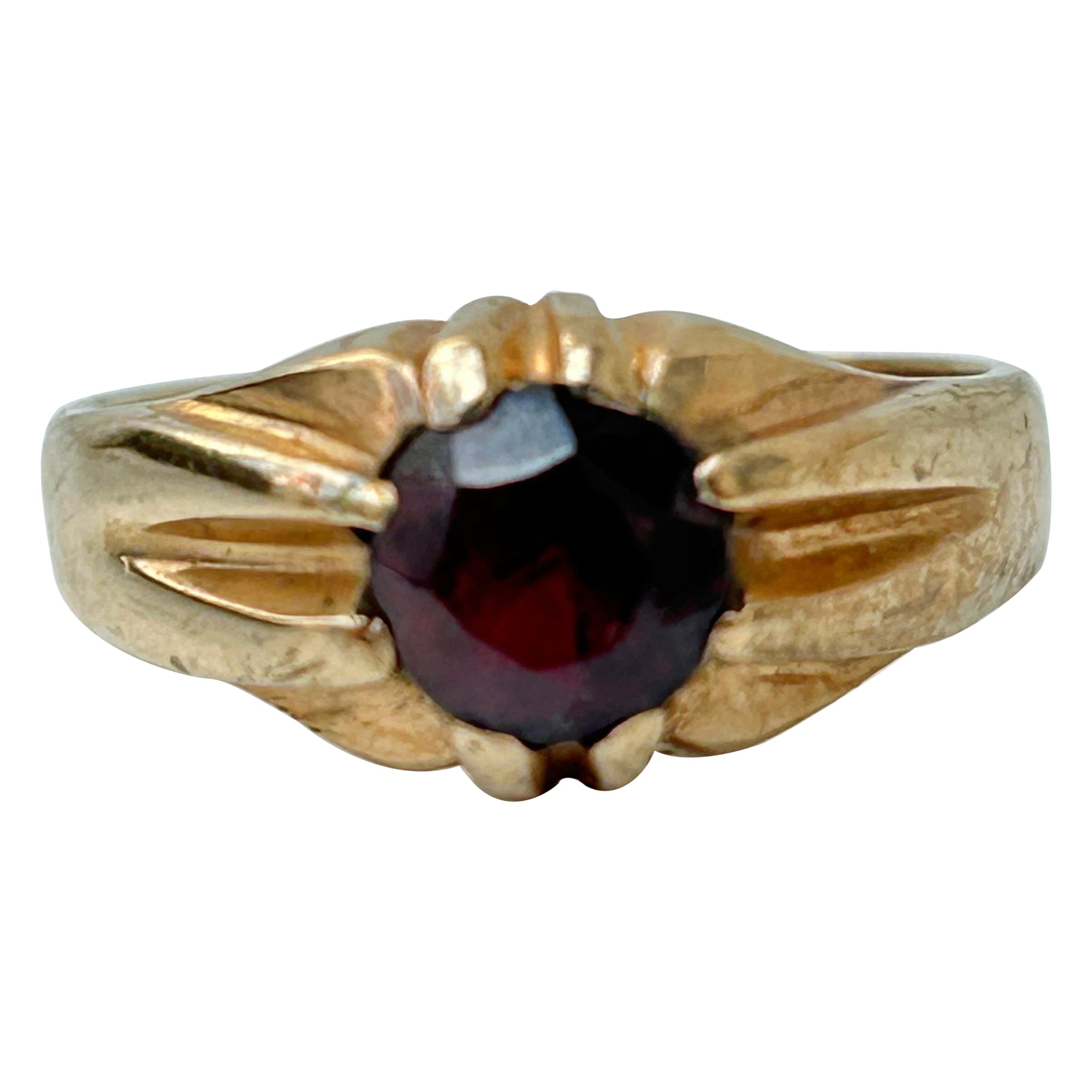 Chunky Vintage 9 Carat Gold Garnet Signet Ring For Sale