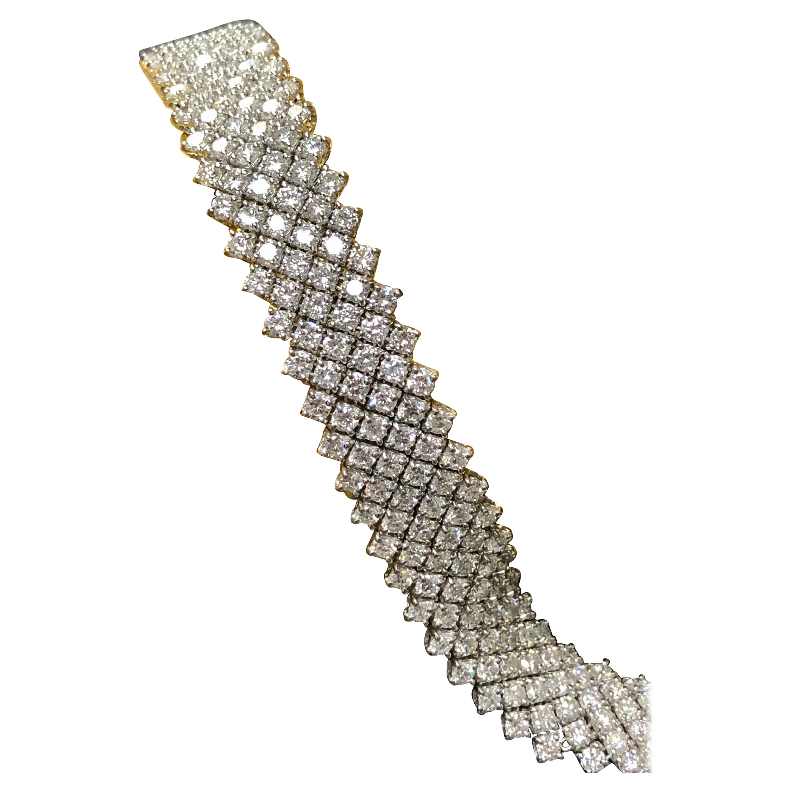 Estate 18k White Diamond Wide Flexible Cocktail Bracelet 23.10cttw For Sale