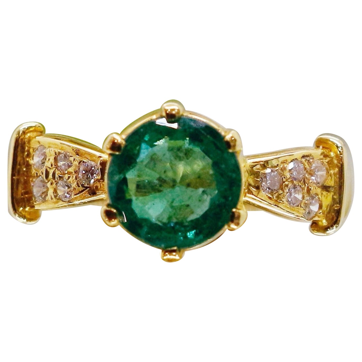 Stunning 18 Karat Gold Natural Emerald Diamond Engagement Ring For Sale