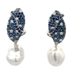 Boucles d'oreilles pendantes saphir diamant perle des mers du sud 10.21 carat 18 carats 15-16 MM