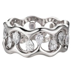 1.34 Carats Diamonds Pear Cut 18 Karat White Gold "Regina" Crown Shaped Rings