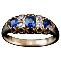 Bague victorienne ancienne en or 18 carats, saphirs et diamants - Chester 1882