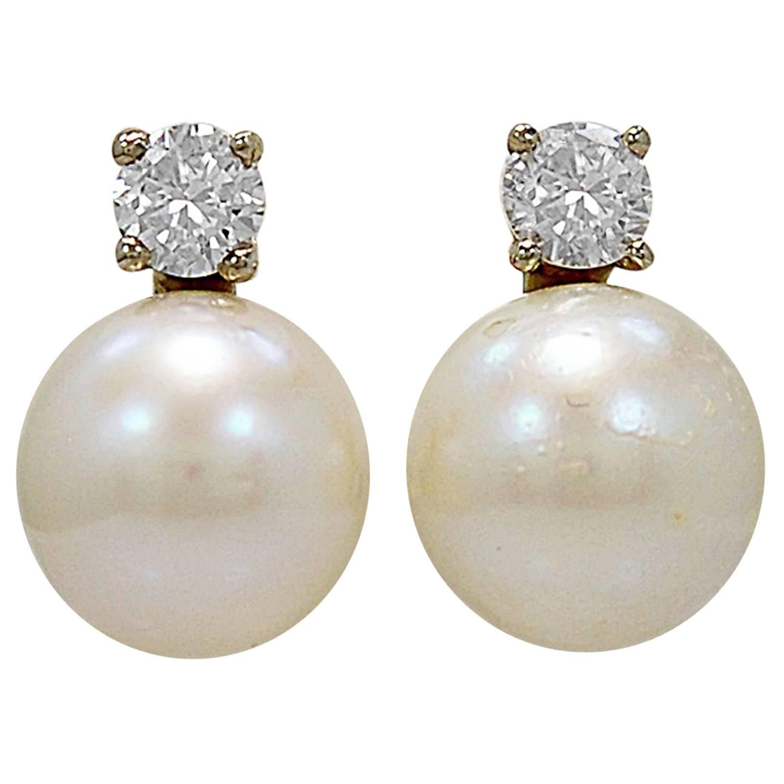 .66 Carats Diamonds Pearl Gold Earrings