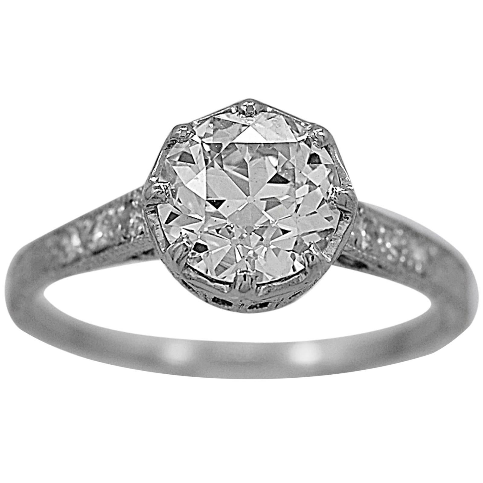 Art Deco 1.53 Carat Diamond Platinum Engagement Ring