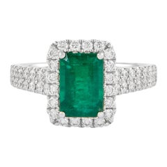 GIA Esmeralda de 2,21 quilates y anillo halo de diamantes Oro de 18 quilates