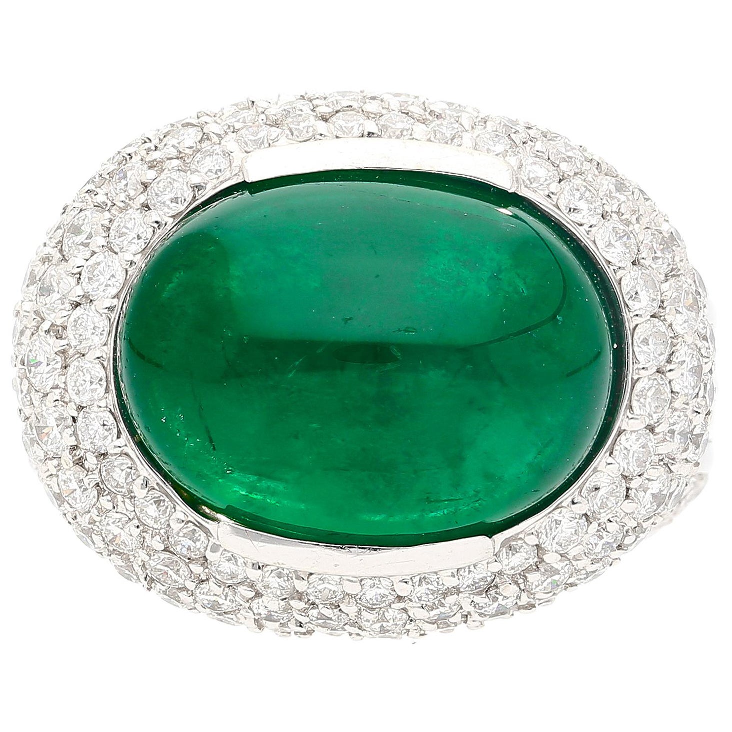 AGL Certified 10 Carat Cabochon Cut Minor Oil Emerald and Diamond Cluster Ring For Sale