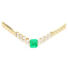 Vintage 0.95 Carat Emerald and 0.45 Carat Diamond Yellow Gold Collarette