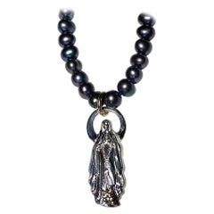 White Diamond Black Pearl Bead Necklace Virgin Mary Medal Pendant